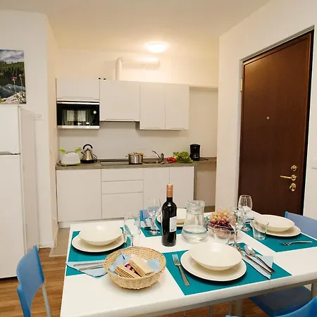 Casa Barone 1, Casa Barone 2, Casa Barone 3, 400 Mt From Lake Apartment Riva del Garda